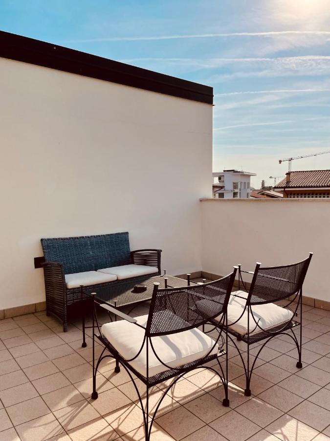 Residence Del Lago Desenzano del Garda Dış mekan fotoğraf