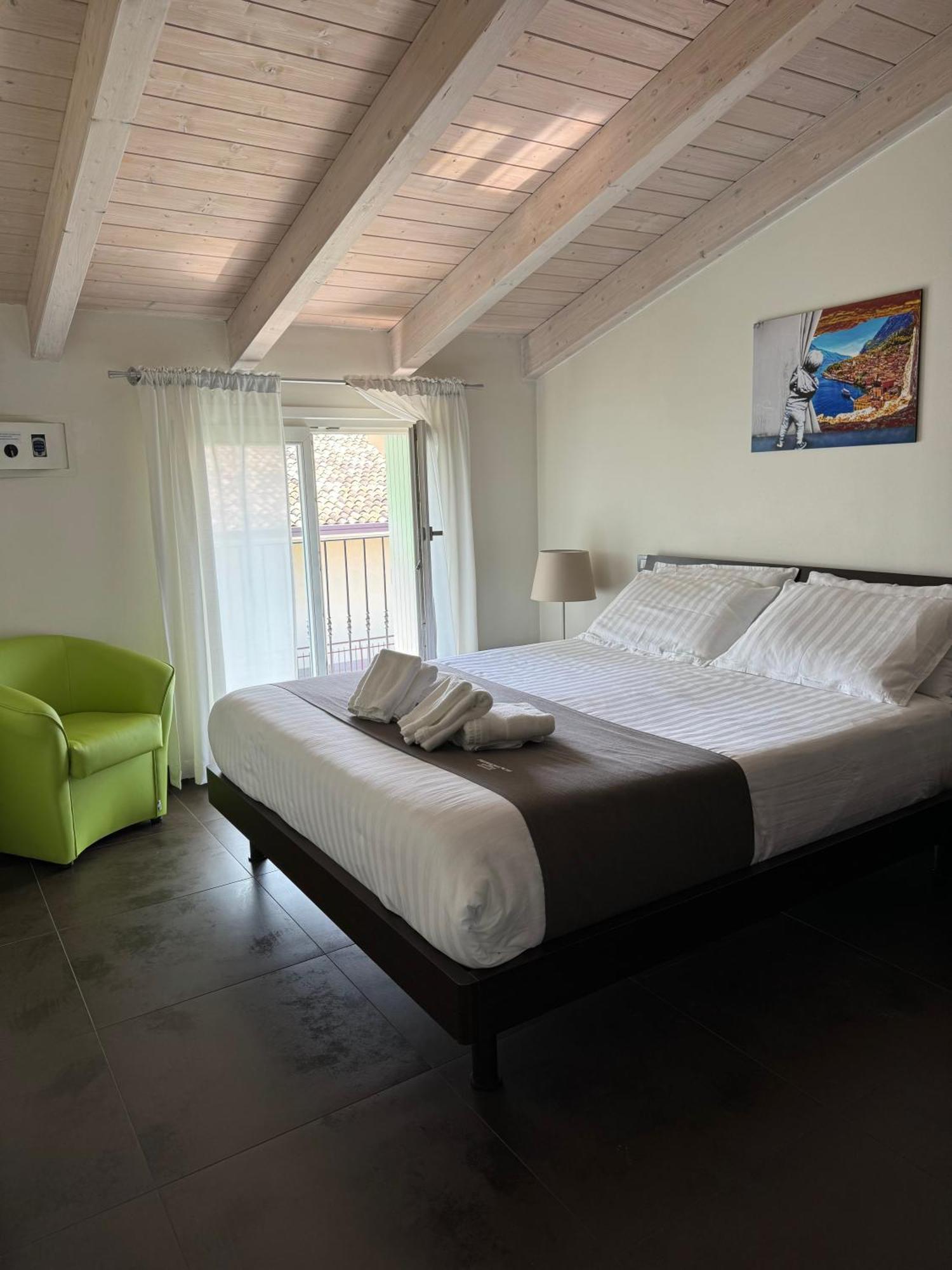 Residence Del Lago Desenzano del Garda Dış mekan fotoğraf